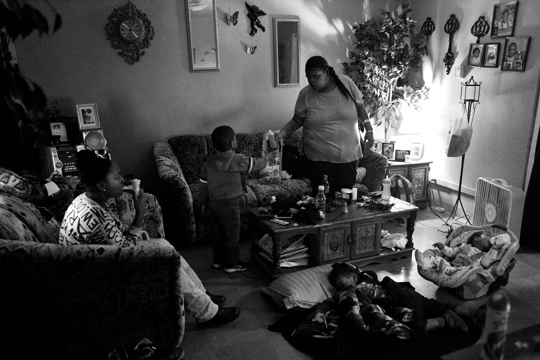 121616-nws-cairo-jacklyn-family1.jpg
